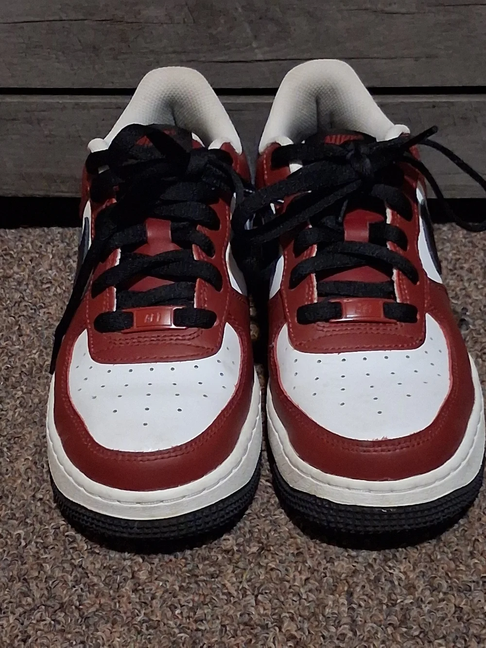 Nike Men’s AF 1 Low-Top Sneakers in Burgundy, White & Black 6y / 8w